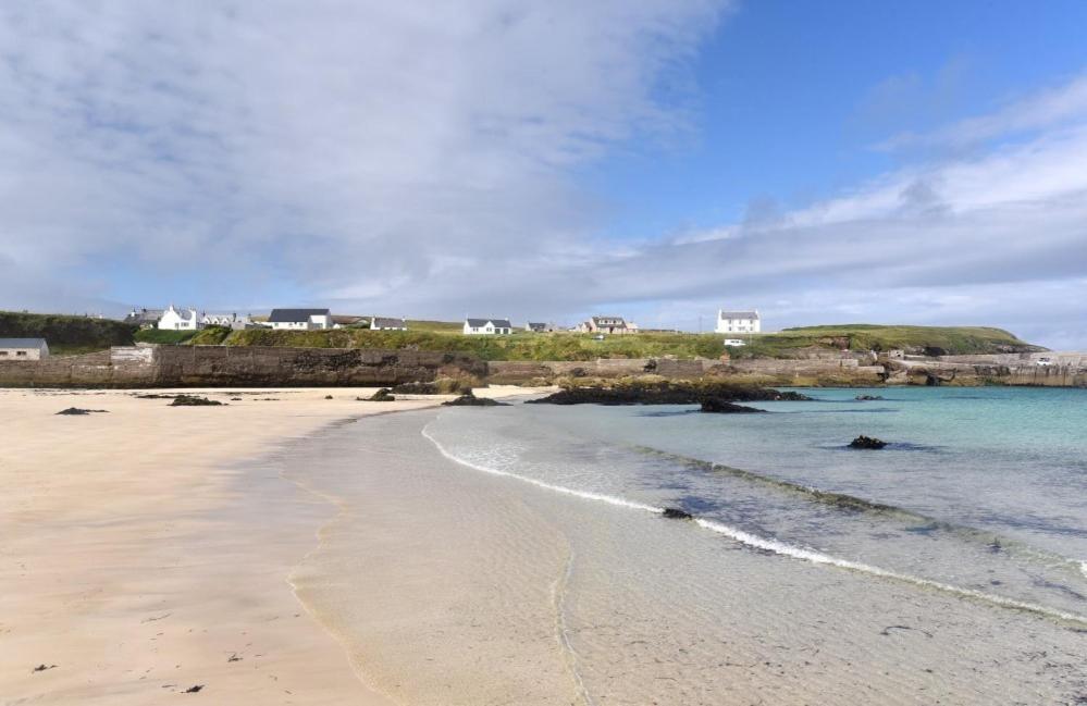 Road End Cottage Port of Ness Esterno foto