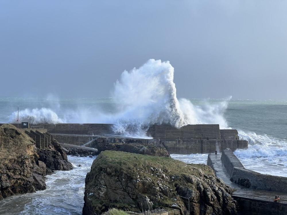 Road End Cottage Port of Ness Esterno foto